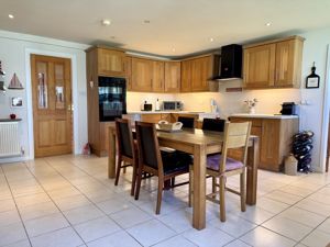 Kitchen/Dining Room- click for photo gallery
